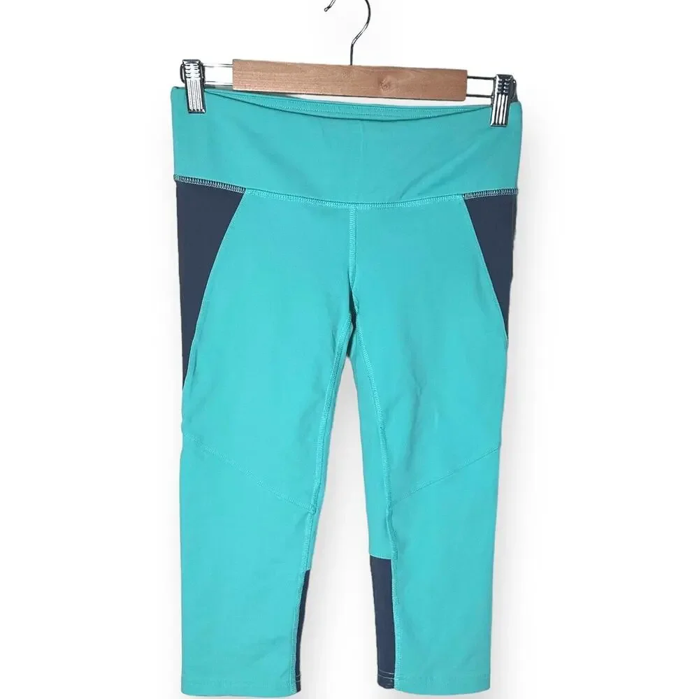 ALO YOGA StretchFlex Illusion Capri Leggings Green Anti Bacterial Active Small